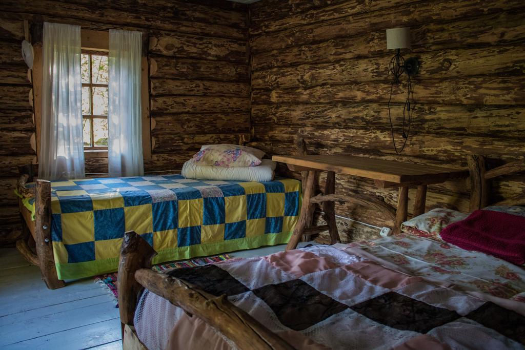 Вілла Kuusetuka Tourism Farm Pahkla Екстер'єр фото